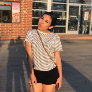 Meet your Posher, Julie